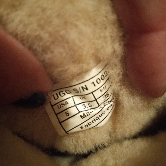 Reversible Uggs 5 LIKE NEW ! - Picture 6 of 10